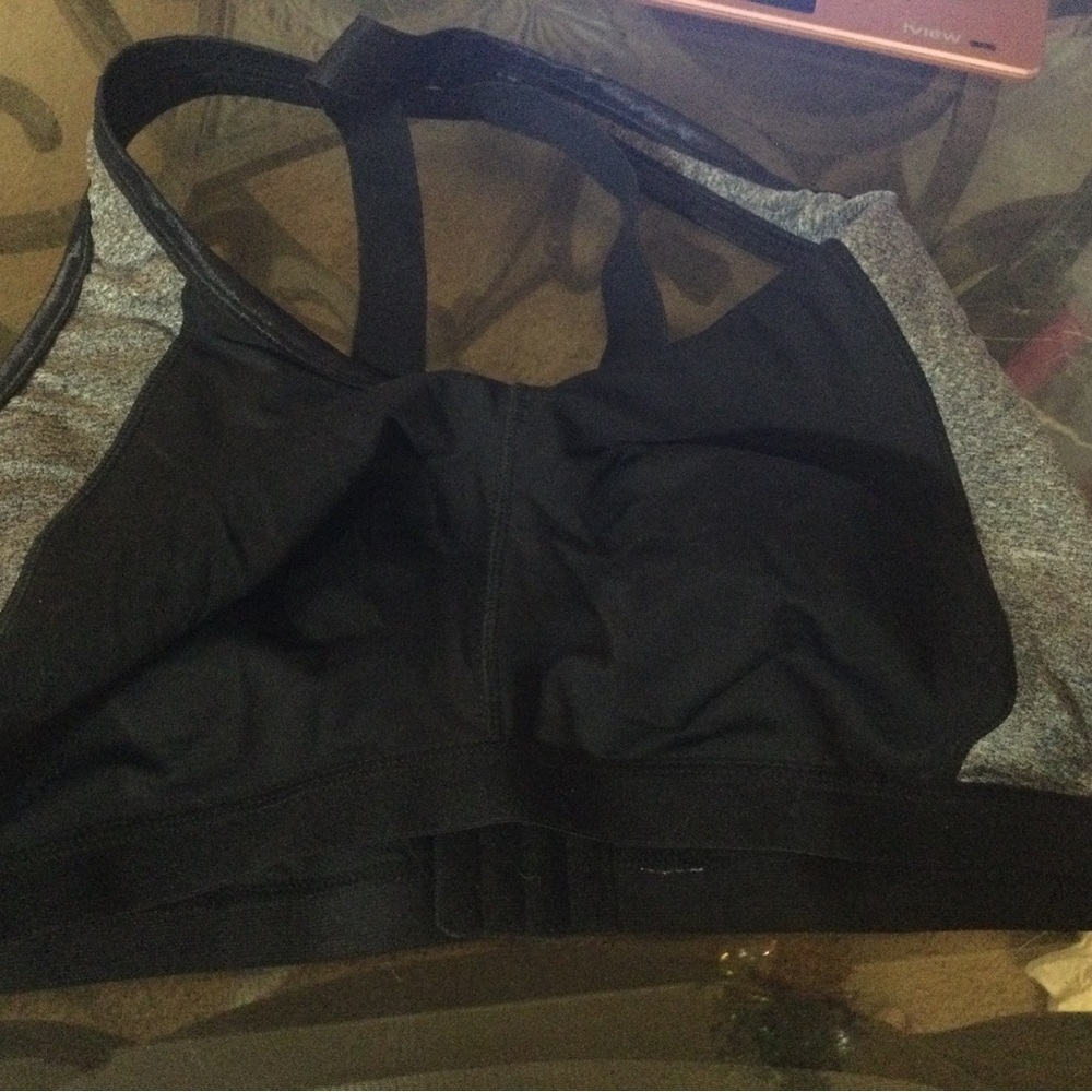 FULL beauty sport grey black cross back sports bra 38dd